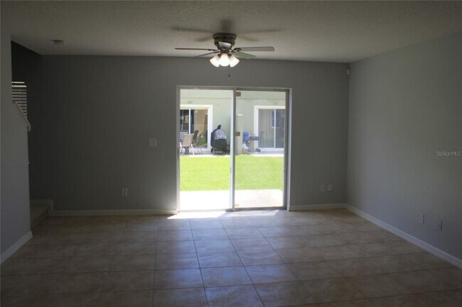 Building Photo - 669 Cresting Oak Cir