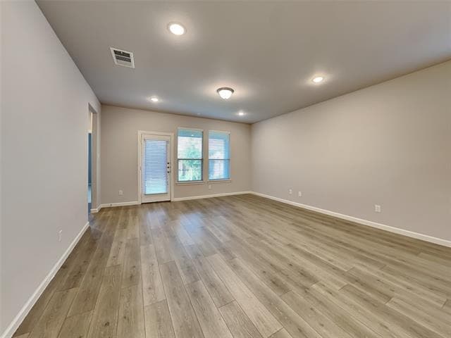 Building Photo - 162 Camelia St