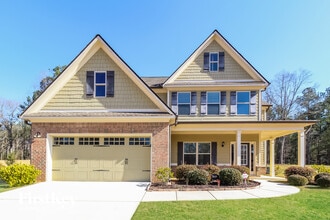 Building Photo - 1810 Cedar Oaks Ln