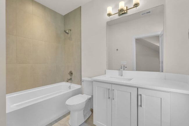 Building Photo - Amazing New Construction North Nashville!