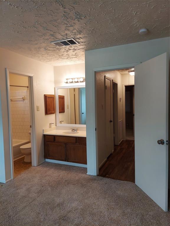 Building Photo - 3811 Quiet Pl Dr