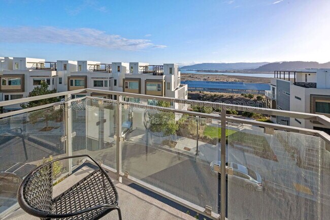 Building Photo - 52 Kirkwood Ave