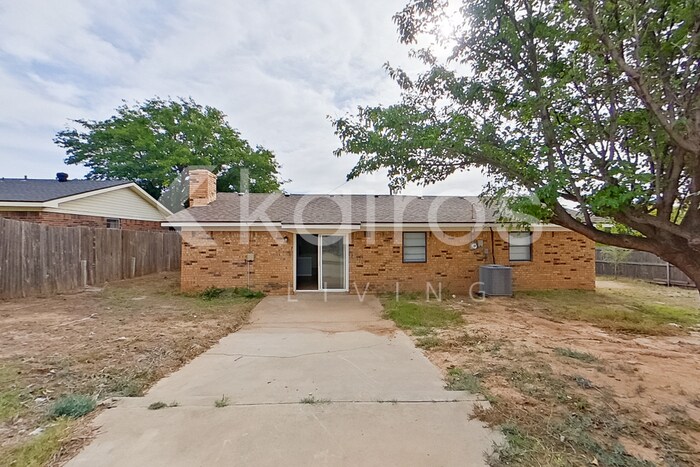 Building Photo - 5146 Susan Dr