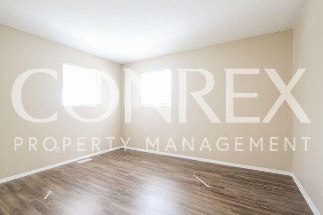 Building Photo - Beautiful 3 Bedroom Ranch