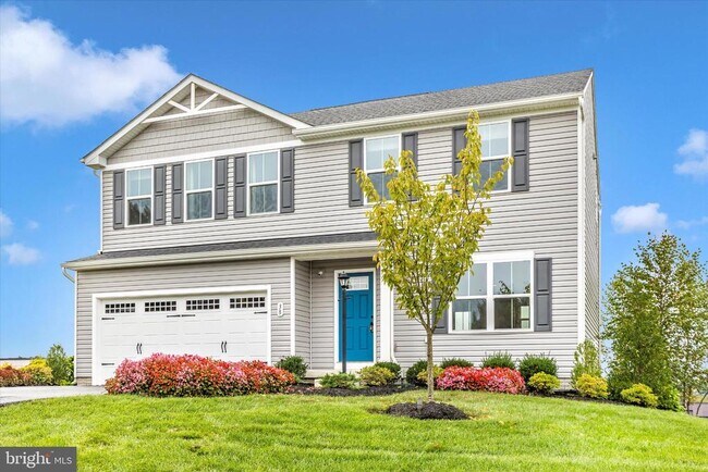 Building Photo - 38 Diopside Dr