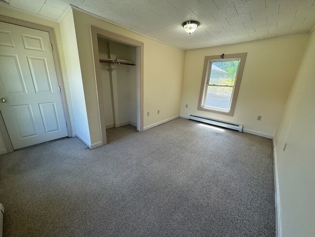 Building Photo - 8 Southwest St