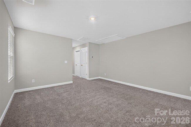 Building Photo - 314 Hyssop Ct