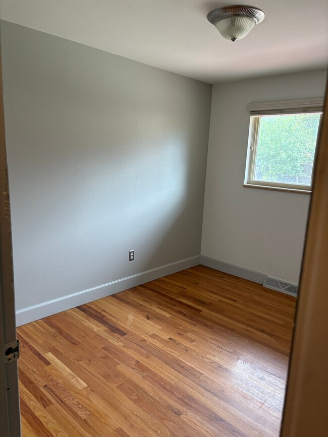 Building Photo - 3071 S Hobart Way