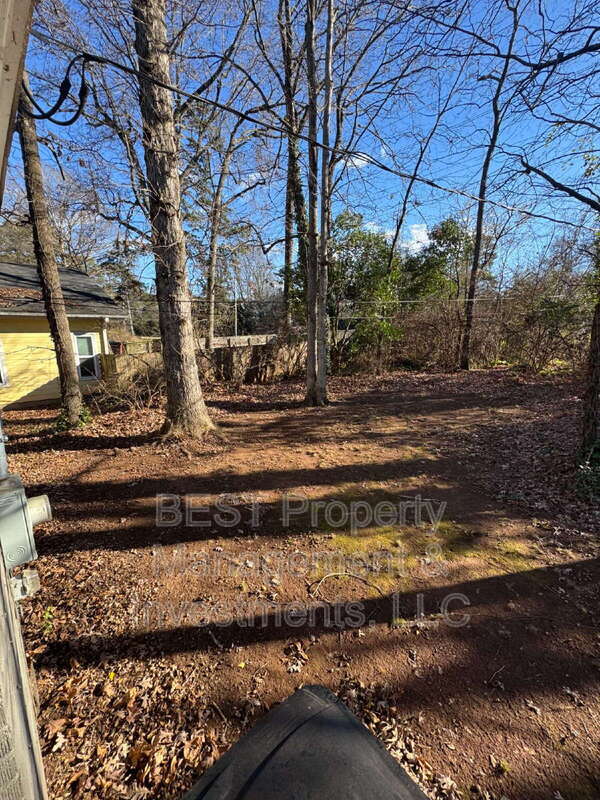 Building Photo - 1305 Norris Ave