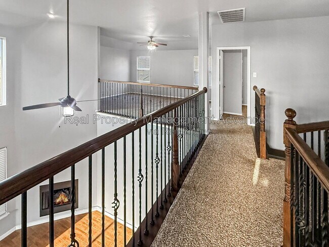 Building Photo - 512 Winchester Dr