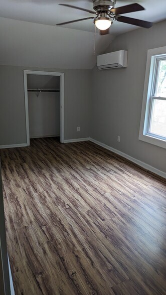 Building Photo - 1809 Middle Tennessee Blvd