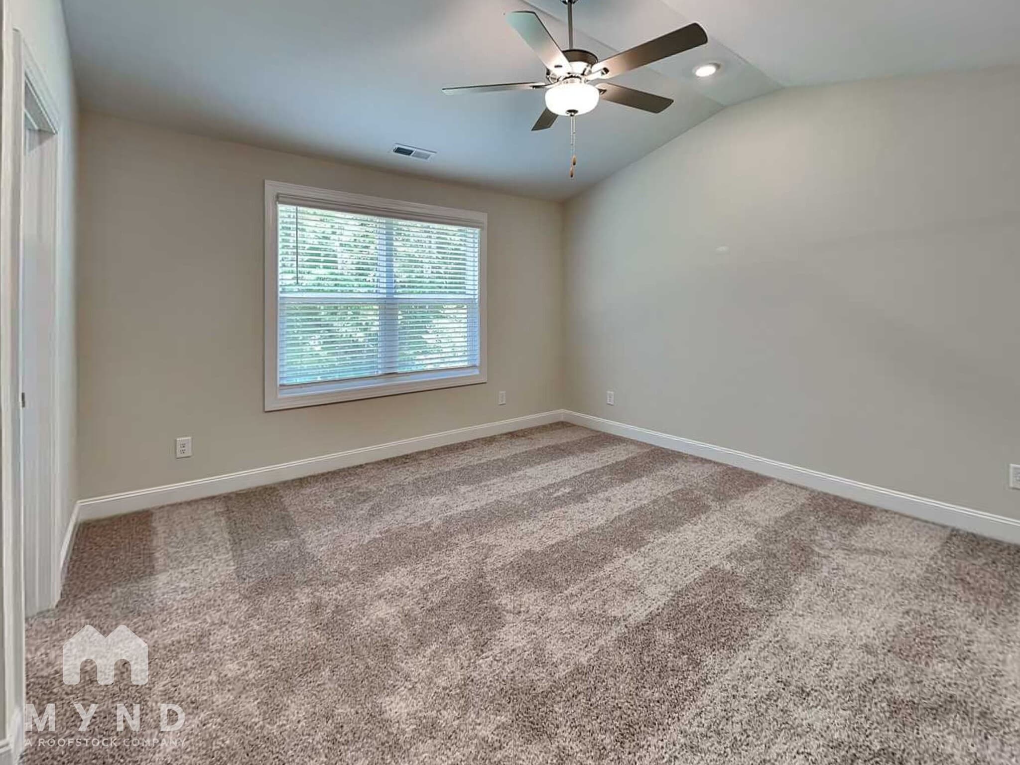 Building Photo - 6921 Woodland Stream Pl