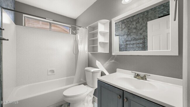 Building Photo - 11446 N 109th St