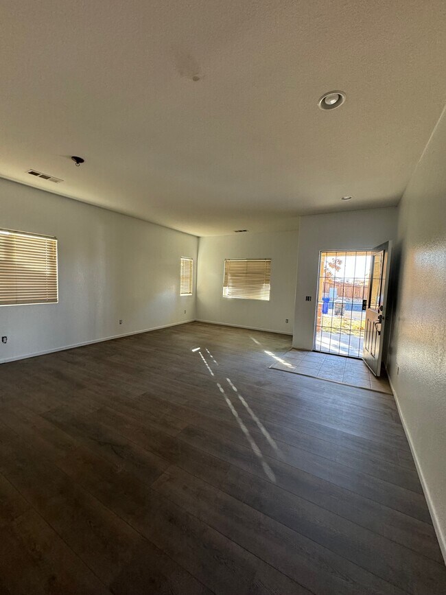 Building Photo - 13287 Marshwood St