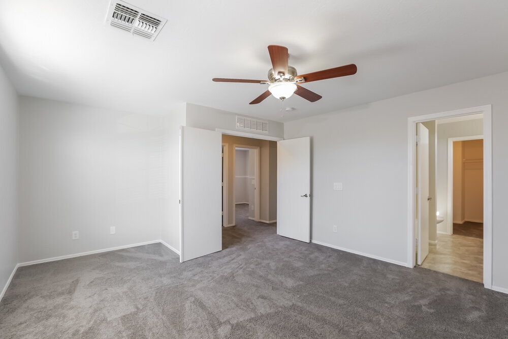 Building Photo - 12456 W Mandalay Ln