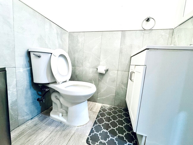 Building Photo - 10154 Campo Rd