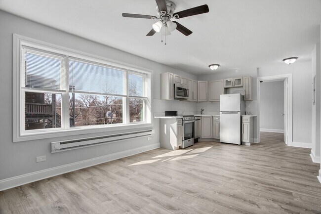 Interior Photo - The Sheridan View