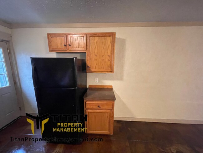 Building Photo - 1br/1ba apartment