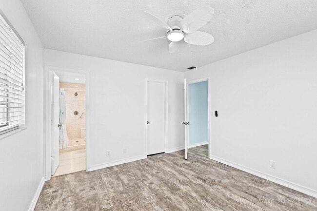 Building Photo - 8675 SW Keathley Ct