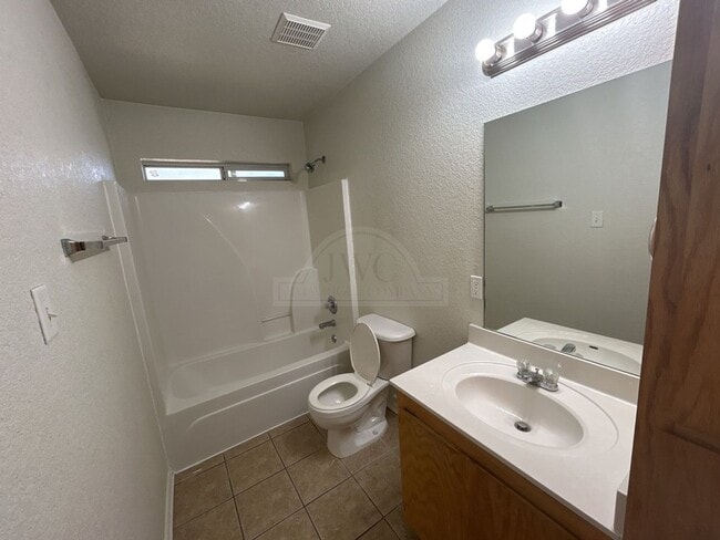 Building Photo - 207 Dale Earnhardt Dr