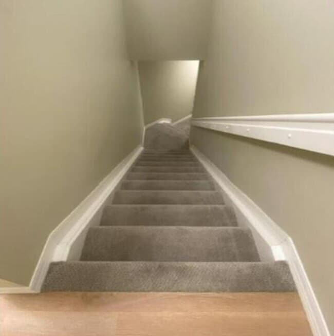 Building Photo - 600 Crestwood Ct N