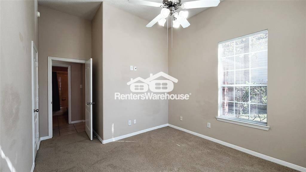 Building Photo - 18730 Dempsey Oaks Dr