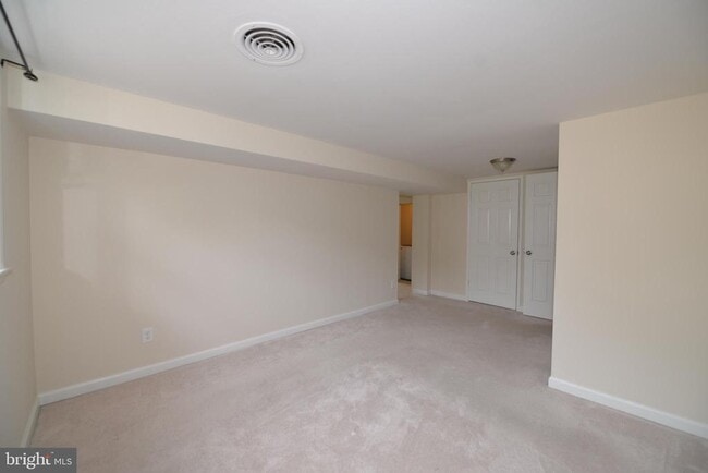 Building Photo - 5224 Forman Ct