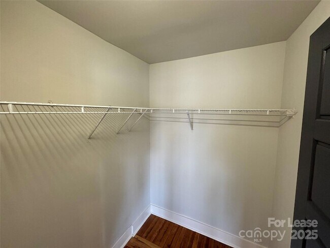 Building Photo - 102 W 2nd Ave