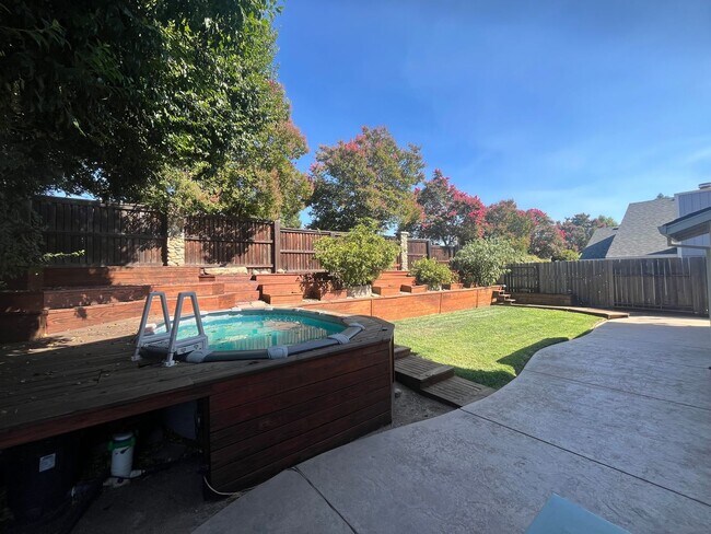 Building Photo - Nice 3 bedroom family home for rent in great Rocklin location