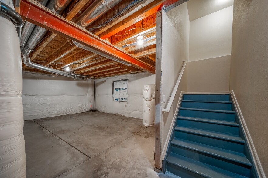 Building Photo - 11598 S Maiden Hair Way