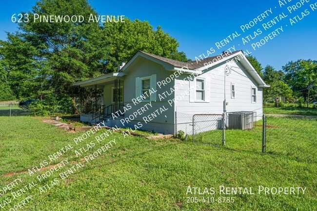 Building Photo - Exciting Opportunity! Charming 3 Bedroom H...