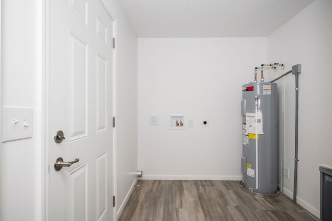 Building Photo - 1012 - 1014Escape St. Boyne City, MI 49712