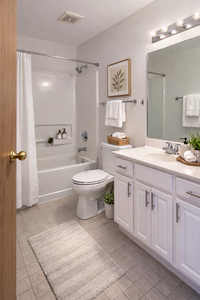 Building Photo - 212 Willow Blvd