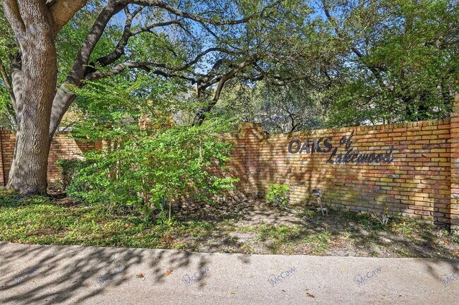 Building Photo - 7151 Gaston Ave