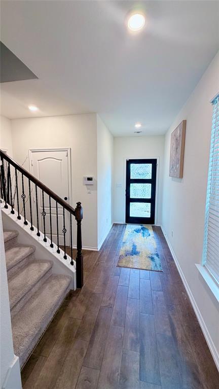 Building Photo - 1009 Brambles Dr