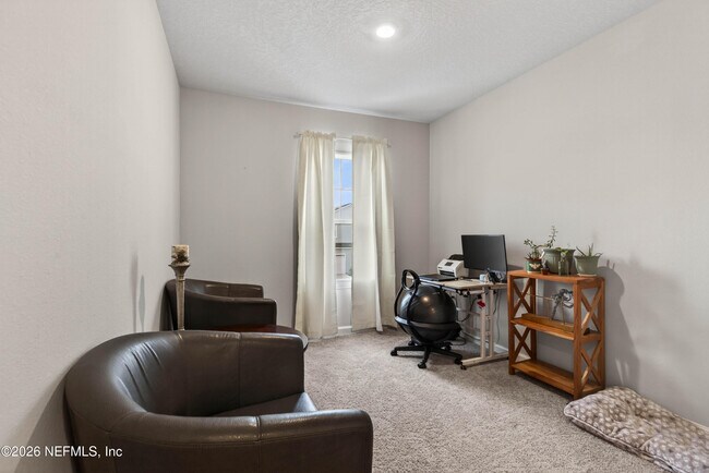 Building Photo - 14532 Macadamia Ln