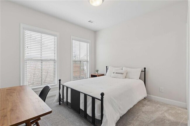 Building Photo - 4217 Deming Cir