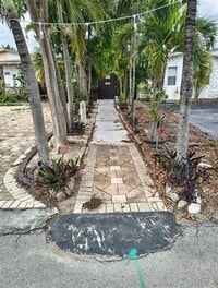 Building Photo - 5741 SW 24th Ave