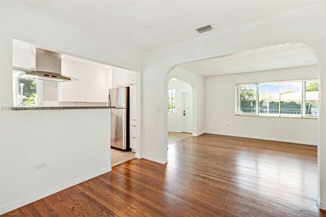 Building Photo - 2240 SW 24th Ave