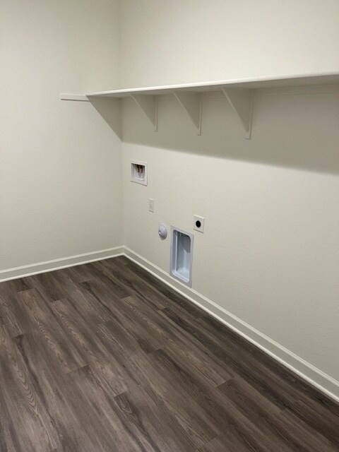 Building Photo - 35040 N Barrel Rd