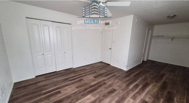 Building Photo - 8407 E Coronado Rd