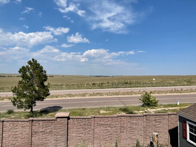 Building Photo - Renovated Home with A/C!