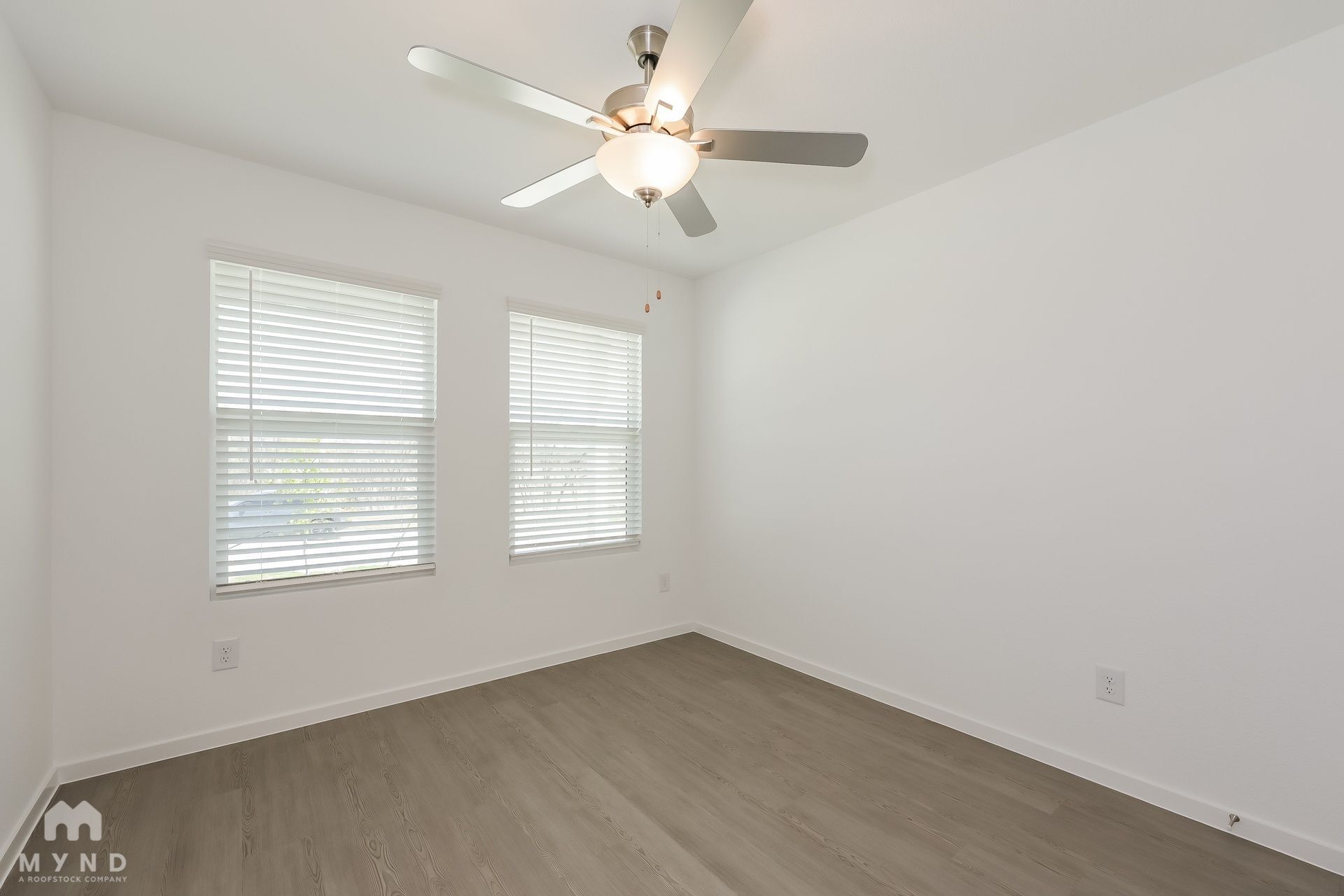 Building Photo - 2720 River Knl Ln
