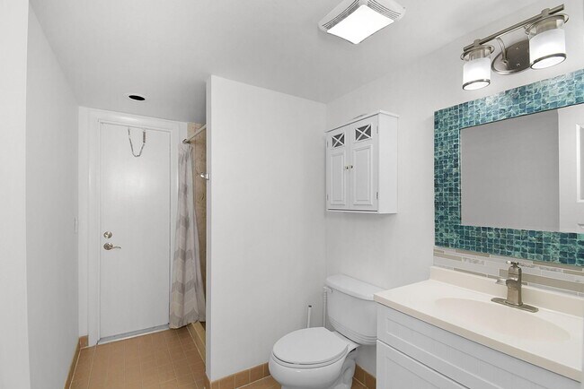Building Photo - 5805 Golden Eagle Cir