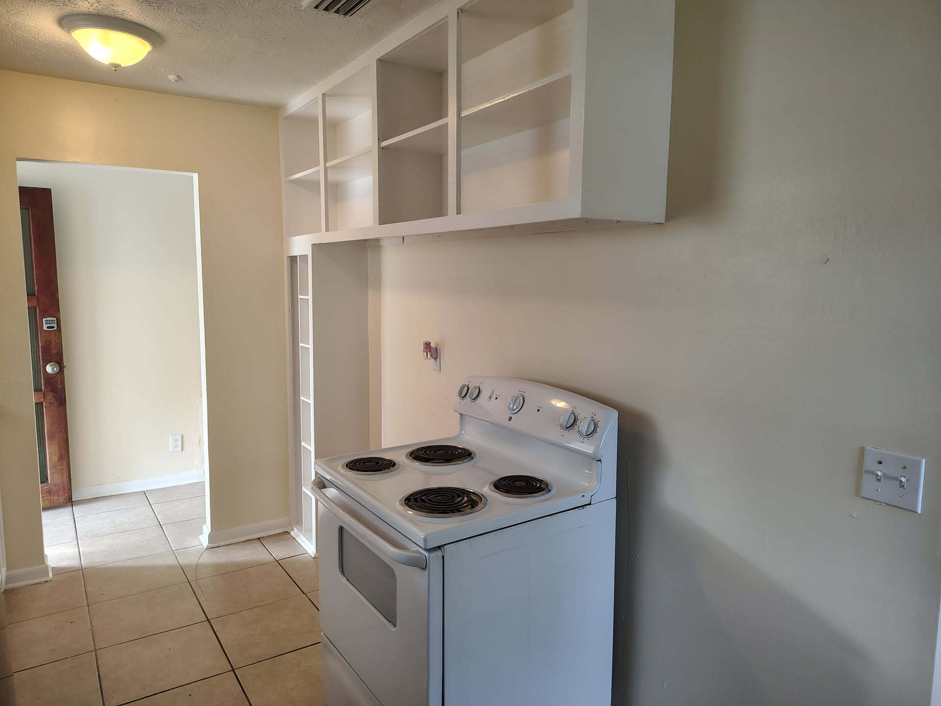 Building Photo - 2537 Chris Ct