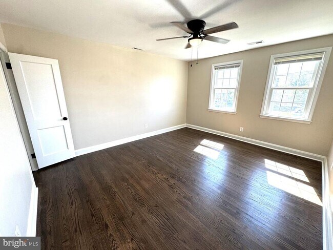 Building Photo - 8130 Loch Raven Blvd