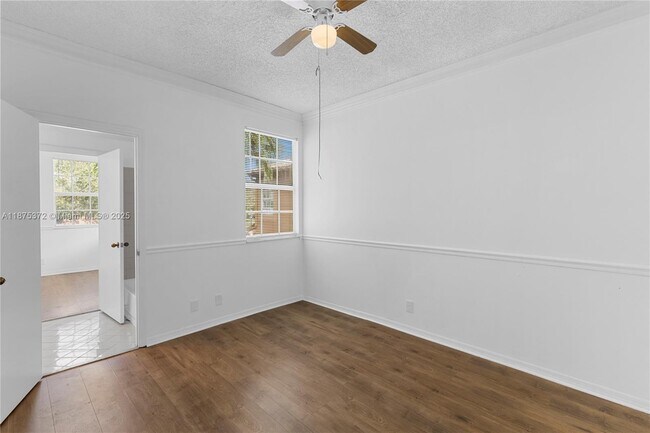 Building Photo - 1440 Coronado Rd