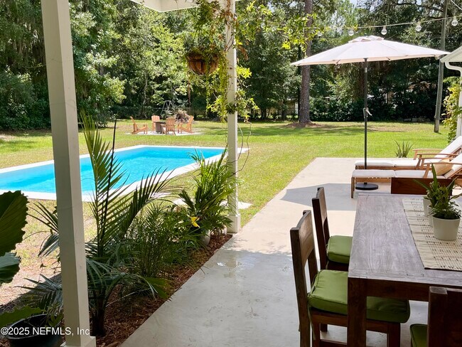 Primary Photo - 2312 Plantation Lake Dr