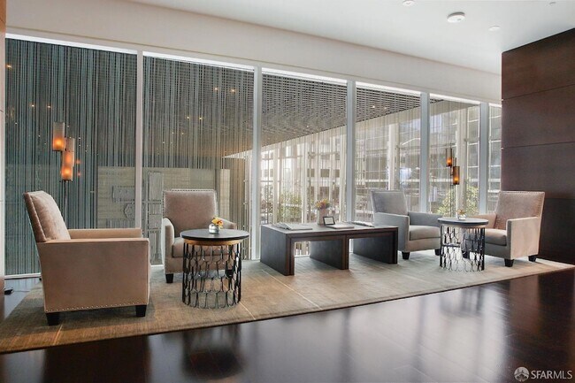 Building Photo - 301 Mission St