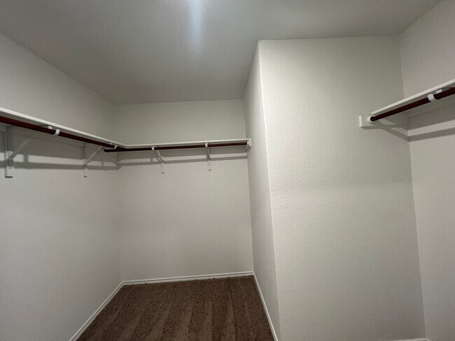 Building Photo - Charming 3/2 Home in Navarro Ranch